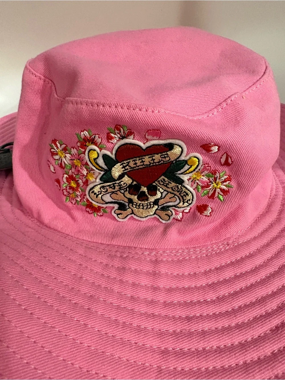 NWT Y2K Ed Hardy pink wide-brim bucket hat